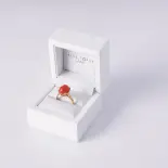 Złoty pierścionek z koralem naturalnym Złoty pierścionek z koralem naturalnym